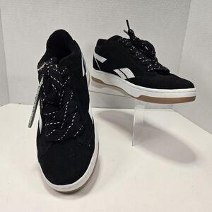 Reebok Brusk GS Men's Black Suede Sneakers With White Accents Size 10 1/2 10.5